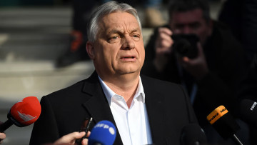 ‘पपुलिस्ट राजनीति’का प्रर्वतक मानिने हंगेरीका नेता भिक्टर ओर्बानले १६ वर्षपछि गुमाए सत्ता