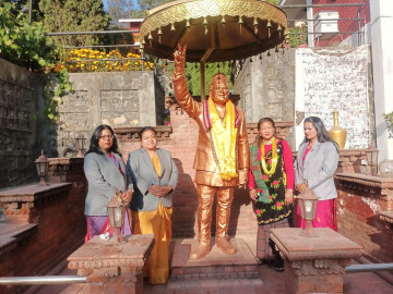 शपथपछि किसुनजीप्रति सम्मान प्रकट गर्न बाडेगाउँमा