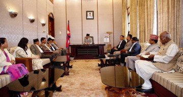 संसद बैठकअघि रणनीति बनाउन विपक्षी दलहरू छलफलमा