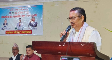 एमाले–राप्रपाको गठबन्धन अप्राकृतिक, दुर्घटना निम्त्याउँछ : गृहमन्त्री खाँण
