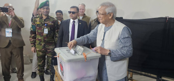 बंगलादेशको पुरानो दल बीएनपीले ल्यायो दुईतिहाइ मत