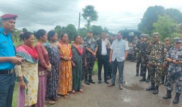 निकुञ्जमा च्याउ टिप्न जाँदा सम्पर्कविहीन भएका १४ महिला घर फर्किए