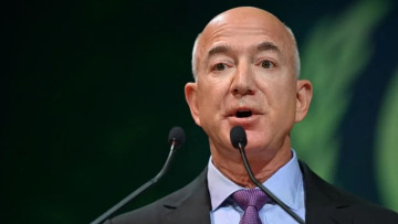 मिडियामा संकट : कर्मचारी कटौतीपछि वाशिङ्टन पोस्टका सीईओले दिए राजीनामा, आलोचनाको घेरामा बेजोस