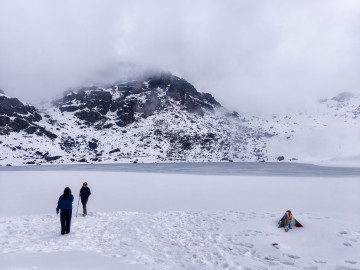 भैरवकुण्ड : हिन्दु र बौद्ध धर्मावलम्बीहरूको आस्था र विश्वासको केन्द्र (तस्वीरहरू)