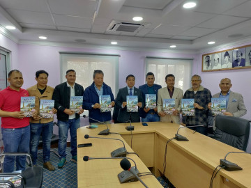 नेपालगन्ज म्याराथनको प्रकाशन नेपाल रनिङको विमोचन 