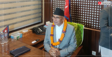 अर्थमन्त्रीको पहिलो निर्णय- मन्त्रालय र मातहतका निकायमा डिजिटल कार्यसञ्चालन गर्ने