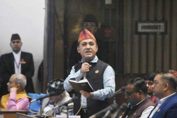 रवि लामिछानेलाई विश्वप्रकाशको प्रश्न- गृहमन्त्रीले जीबी राईलाई भगाउन लागेको हो ?