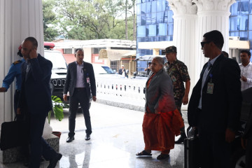 कार्की क्याबिनेटको पहिलो बैठक बस्दै, यस्तो छ प्रधानमन्त्री र मन्त्रीहरूको भावभंगी (तस्वीरहरू)