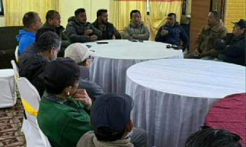 कांग्रेसको विशेष महाधिवेशन पक्षधरविरुद्ध संस्थापननिकट युवा–विद्यार्थीले बोलाए भेला