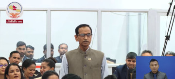चन्द्रमोहनले चल्न दिए संसद, ढल्केवरको ट्रमा सेन्टरबारे सदनलाई जानकारी दिन सभामुखको निर्देशन