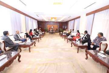 नेपालमा लगानीको सम्भावना र अवसरबारे प्रधानमन्त्रीसँग मलेसियाका व्यवसायीको छलफल