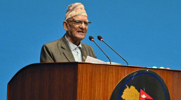 सिद्धान्ततः बजेट संशोधन गर्न मिल्दैनः चित्रबहादुर केसी (भिडियाे)
