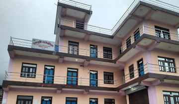 मनास्लु क्षेत्र पुग्ने पर्यटकबाट गाउँपालिकाले पदयात्रा शुल्क उठाउने