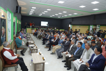 कांग्रेस बैठकमा नेताहरूले भने– अन्तर्घातीलाई कारबाही नगर्ने भए सम्मान गराैँ