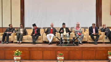 गृहमन्त्री लामिछानेमाथि संसदीय छानबिनकाे मागबाट पछाडि नहट्‍ने कांग्रेसकाे अडान