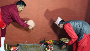 हनुमानढोका दसैँघरमा राखियो जमरा (तस्वीरहरू)