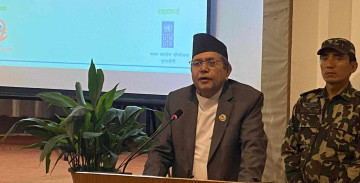 सभामुख घिमिरेको प्रश्न: कुन चाँही प्रयत्नको अभावले संसदको अवरोध खोल्नलाई रोकेको छ ?