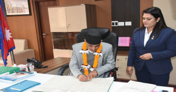 महान्यायाधिवक्ता पोखरेलले सम्हाले पदभार