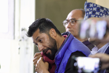 सभापति लामिछाने विमानस्थलबाट सिधै जेन–जी शहीद परिवारलाई भेट्न बबरमहल पुगे (तस्वीरहरू)