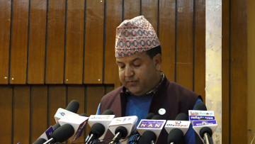 'अप्राकृतिक गठबन्धन भत्काएर कांग्रेसकाे नेतृत्वमा सरकार बनाउन ढिलाे गर्नु हुँदैन'