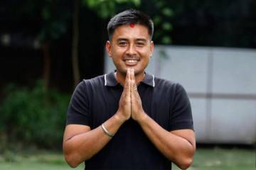 सांसदको सूचीमा नपरेपछि ज्ञानेन्द्र मल्लले भने– जहाँ रहे पनि देश सेवाका लागि अघि बढिरहनेछु