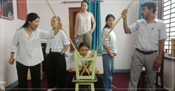 रङ्गकर्मी मणि कुलुङको नाटक ‘हराएको कुकुर’ शनिबारदेखि मण्डला थियटरमा