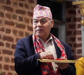 एमालेले ललितपुर मेयरकाे टिकट दिएका व्यञ्जनकार नेपाल बैंकका पूर्वजागिरे