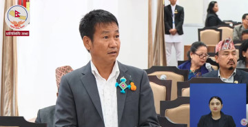 हर्कराज राईले नटिपाई मन्त्रीलाई प्रश्न गर्न खोजेपछि...