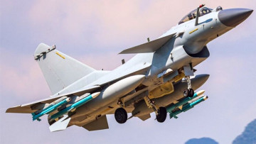 भारतसँग सम्बन्ध बिग्रेको बंगलादेशलाई किन लडाकु विमान बेच्दै छ चीन ? (भिडियो सहित)