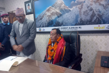 ईयूले लगाएको उडान प्रतिबन्ध हटाउँछौँ : पर्यटनमन्त्री तामाङ