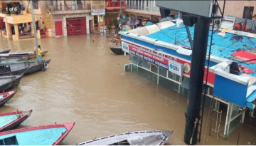 भारी वर्षाका कारण भारतको हिमाचल र उत्तराखण्डमा आपत्, तीन बच्चासहित १३ जनाको मृत्यु