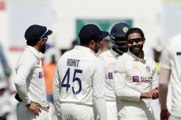 अस्ट्रेलिया ९१ रनमा अलआउट, एकै पारीमा भारतको जित