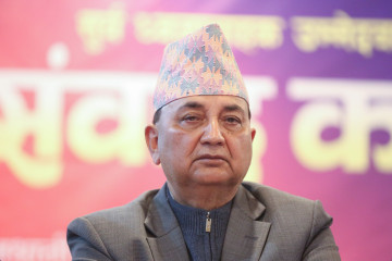 एमालेको घोषणापत्र अघिल्ला चुनावको भन्दा पृथक हुने ईश्वर पोखरेलको दाबी