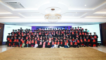 इटहरी इन्टरनेसनल कलेजको दीक्षान्त समारोह सम्पन्न, लेनिसा घिमिरेलाई आइएनजी छात्रवृत्ति