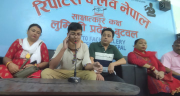 विद्यार्थीको गुनासो- हाँसेको निहुँमा शिक्षकले निर्घात कुटे, अभिभावक भन्छन्- प्रिन्सिपलले पनि धम्क्याए