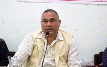 सुदूरपश्चिमका मुख्यमन्त्री शाह अस्वस्थ, उपचारका लागि दिल्ली प्रस्थान