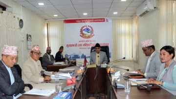 सवारी नियमावली स्वीकृत गर्ने कर्णाली सरकारको निर्णय, दुई सडक योजनालाई राष्ट्रिय प्राथमिकतामा समेट्‌न सिफारिस