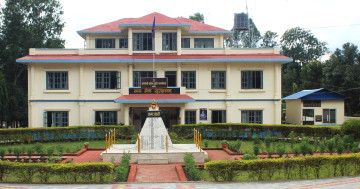 अब कर्णालीका प्रहरीले ड्युटीमा रहेको समयमा मोबाइल चलाउन नपाउने