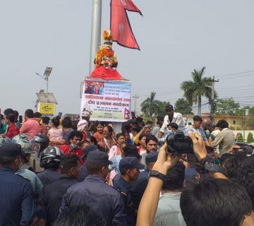 बल प्रयोग गरेर पूर्वराजा वीरेन्द्रको सालिक हटाउनु निन्दनीय: राप्रपा