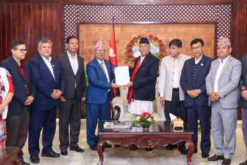माधव नेपालले बुझाए प्रधानमन्त्री ओलीलाई नेकपा एसको मागपत्र