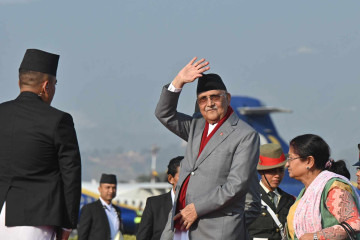 चीनदेखि भारतसम्म पुग्ने प्रधानमन्त्री ओलीकाे चटारो, विधान महाधिवेशनमा कस्ताे छ हताराे ?