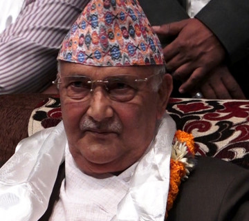 माधवलाई केपीको चुनौती- आगामी संसदीय चुनावमा तीन सिट जितेर देखाऊ