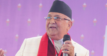 शक्ति केन्द्रबाट दबाइएका ‘स्प्रिङ ओली’ले खोल्न खोजेको ‘फायर’