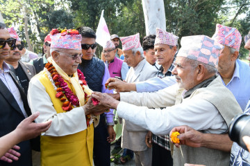 इतिहासकै कठिन परिस्थितिमा चुनाव लड्दै एमाले, नेताहरू भन्छन्– चुनावी माहाैल नै बनाउन सकिएनँ