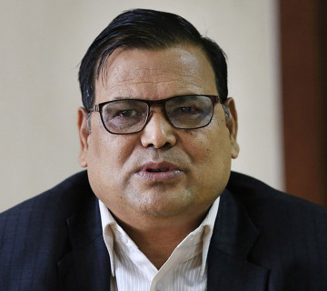 कांग्रेसको ढोक्सामा माओवादी परेको हैन: महरा