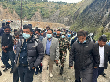 बञ्चरेडाँडामा फोहोर फाल्ने विषयमा मन्त्री घिसिङले कसरी जुटाए सहमति ?