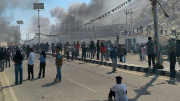 लद्दाख झडपमा ४ को मृत्यु, ५९ घाइते, सरकारले लगायो सोनम वाङ्चुकलाई दोष