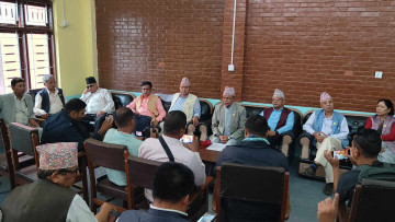 लुम्बिनी प्रदेशसभा बहिष्कार गरेपछि एमालेले भन्यो- बलमिच्याइँ भयो, हामी विरोधमै छौँ