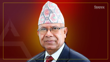 पूर्वप्रधानमन्त्री माधव नेपाल एक सातादेखि बेड रेस्टमा, कस्तो छ स्वास्थ्य ?