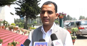 कांग्रेस र एमालेको समीकरण बनाई सरकार बनाउन सहज छैनः माधव सापकोटा